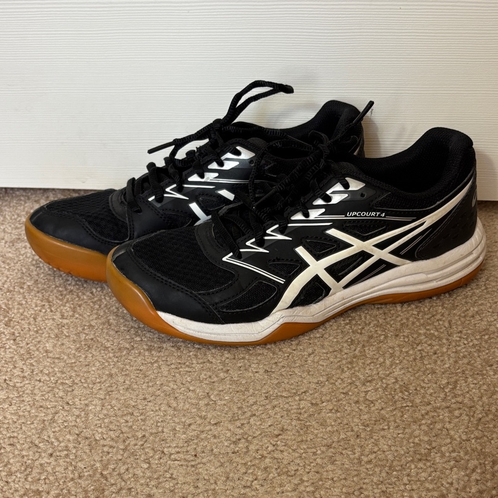 Asics Womens Upcourt 4 Volleyball Shoes Sneakers 1072A055 Black White Size 8.5